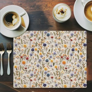 Wildflowers Placemat, Boho Kitchen Dining Table Placemat, 100% Cotton, 18”x14”, Faux Embroidery, Cottagecore Decor Gifts, New Home Gift