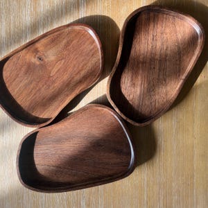 Wood Catch All Tray, Small Solid Walnut Key Valet Tray, Irregular Shape Desk Trinket Trays, Wooden Handmade Desk Decor